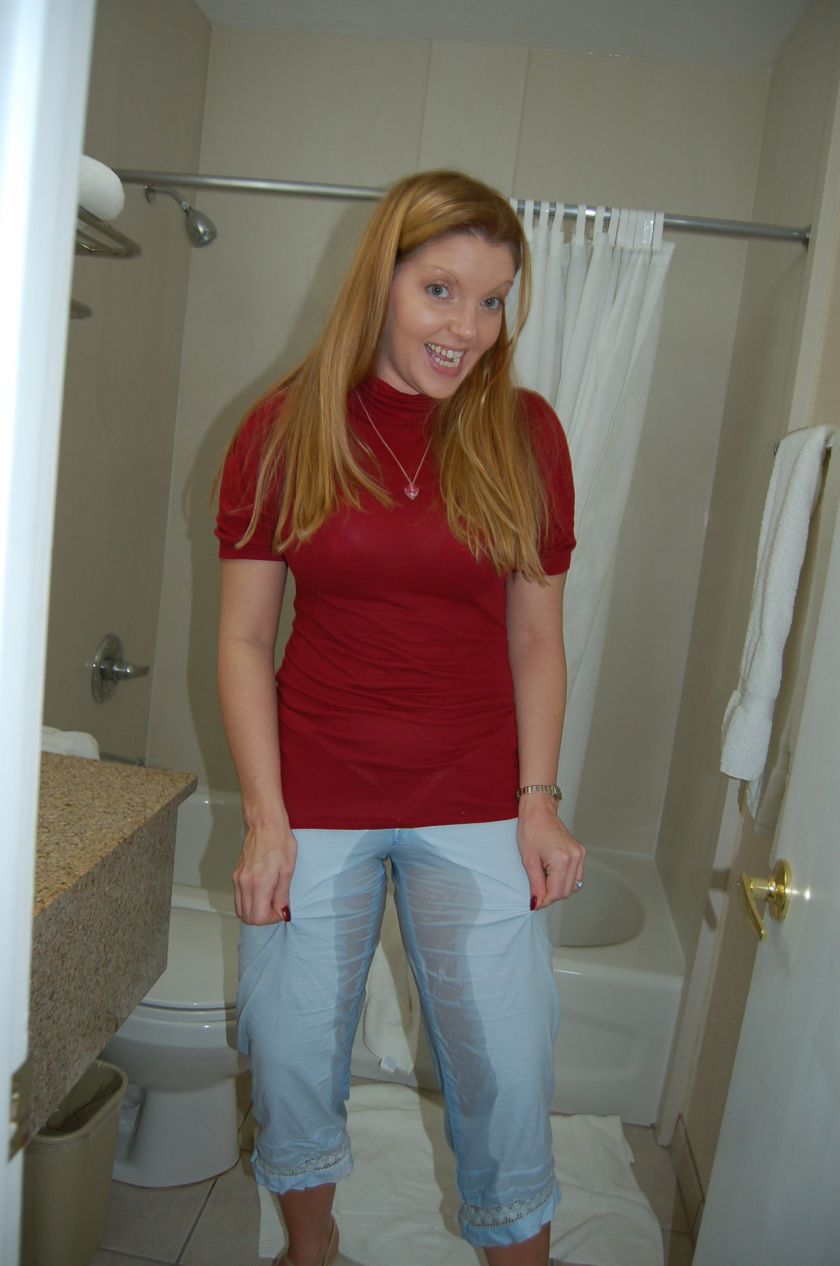 Candi apple pornstar wetting her panties tight jeans pissing pee 