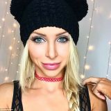 porn star alix lynx on why she quit a corporate job to work in the 